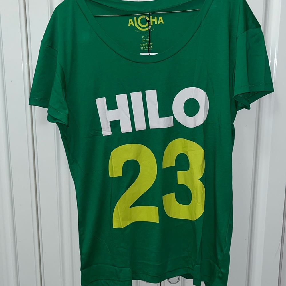 Aloha Collection Hilo 23 scoop neck shirt